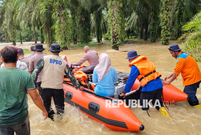 Rentetan Bencana Hidrometeorologi di Sumatra Soroti Mendesaknya Penanganan Krisis Ekologis Nasional