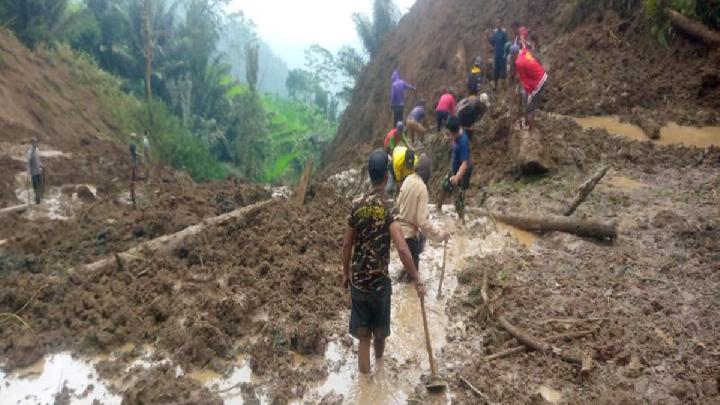 ESDM Tegaskan Longsor Gunung Slamet Murni Faktor Alam, Bukan Akibat Aktivitas Tambang