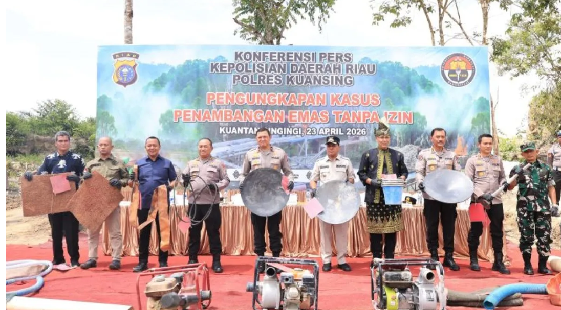 Polda Riau Gencarkan Operasi, Ribuan Rakit PETI di Kuansing Dimusnahkan