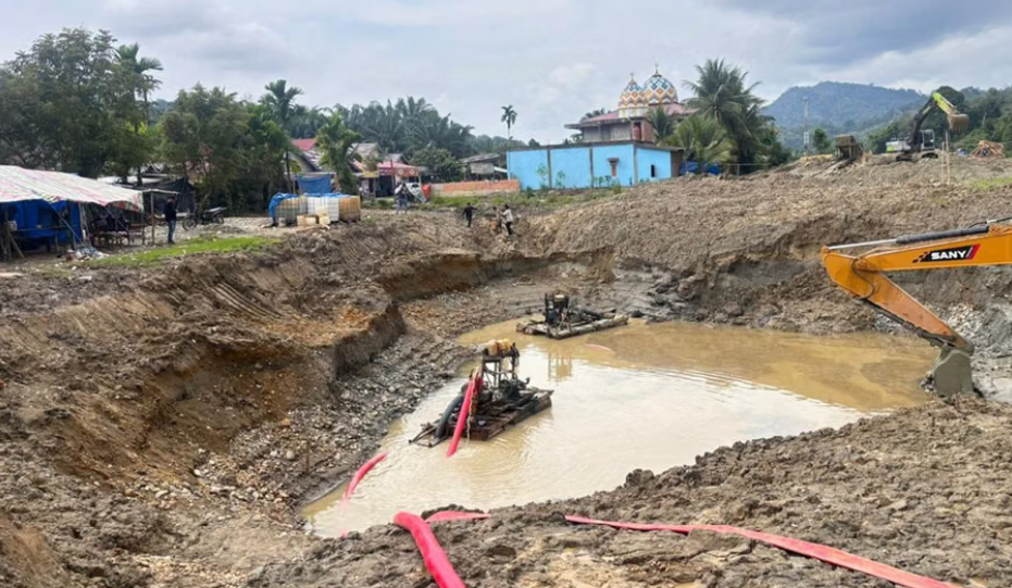 Polda Jambi Ungkap Jaringan Tambang Emas Ilegal, Tujuh Tersangka Diamankan di Merangin