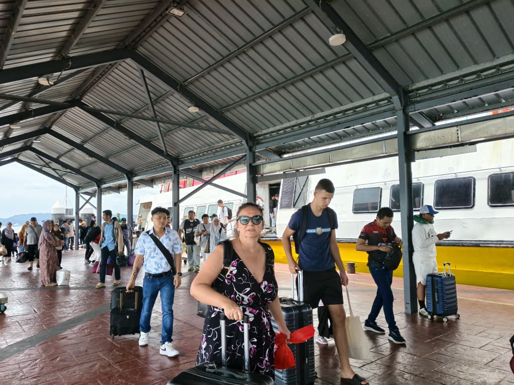 Operasi Feri Langkawi Dipangkas Drastis Imbas Kenaikan Harga Diesel Industri Lebih 100 Persen