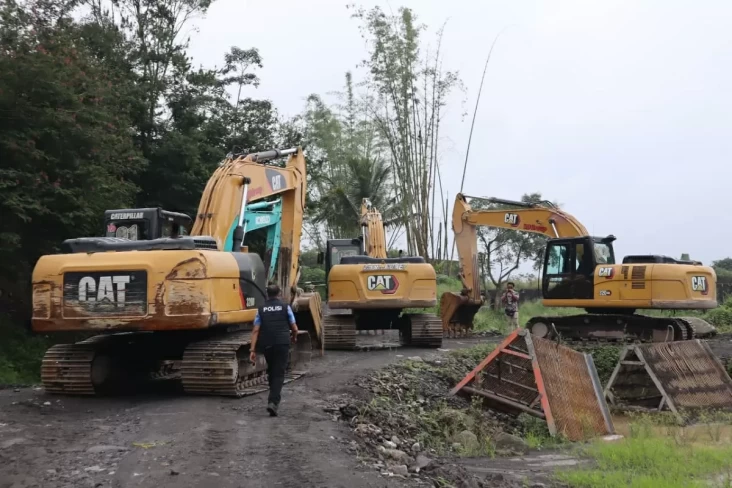 Bareskrim Ungkap Skala Besar Penambangan Pasir Ilegal di Taman Nasional Gunung Merapi