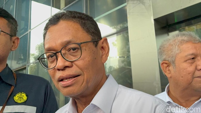 Wamen ESDM Respons Kabar Defisit Batu Bara PLTU: Cadangan Aman, DMO Terus Dipantau